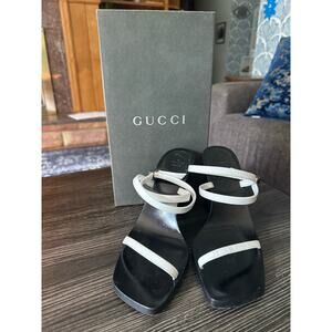GUCCI Black White Leather Strappy Block Sandal Heel SZ. 7.5